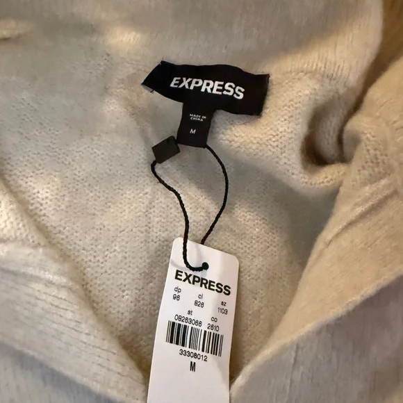 NWT - EXPRESS Wool Sweater Size M - Picture 3 of 3